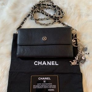 Gorgeous Authentic Chanel Black CC Wallet on Chain